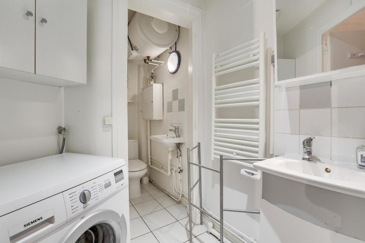 Appartamento Comfortable Flat In The Middle Of *
